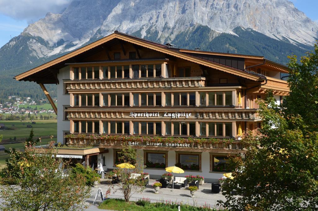 Sporthotel Zugspitze Lermoos Bagian luar foto