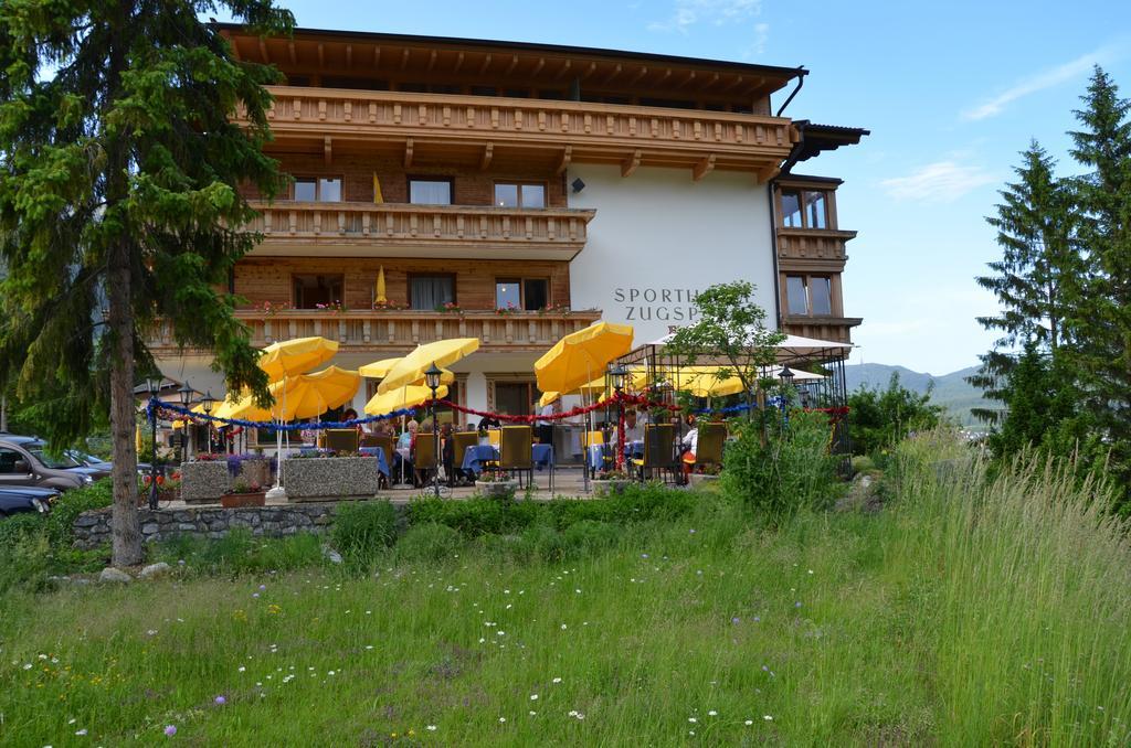 Sporthotel Zugspitze Lermoos Bagian luar foto