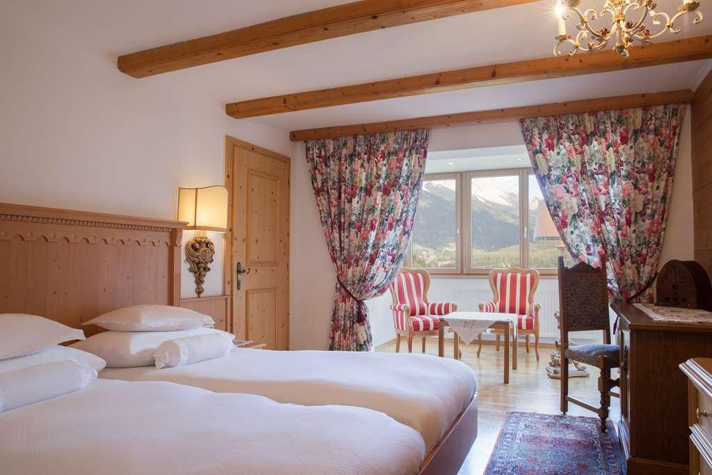 Sporthotel Zugspitze Lermoos Ruang foto