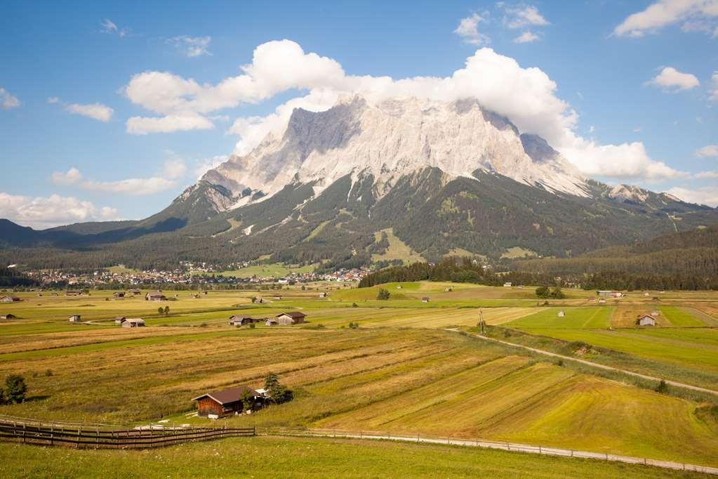 Sporthotel Zugspitze Lermoos Bagian luar foto